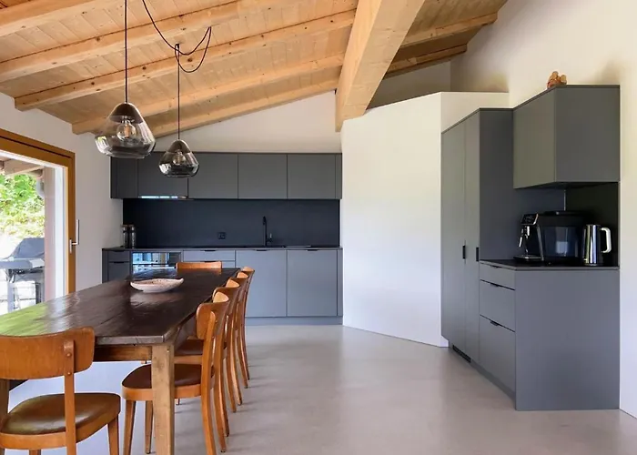Casa Campanula By Interhome Vakantiehuis Laax